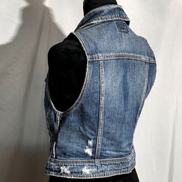 American Eagle Distressed Denim Vest, XS - Picture 6 of 8